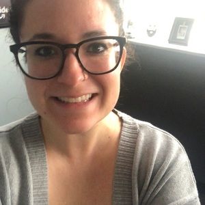 Meet your Posher, Alexis